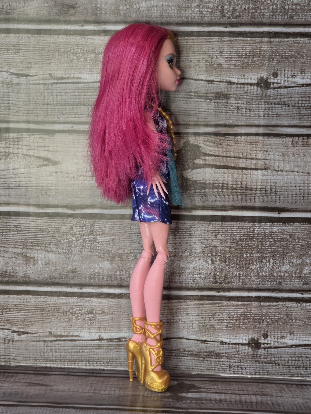 Monster High Freaky Field Trip Gigi Grant (2014) - Picture 4 of 5